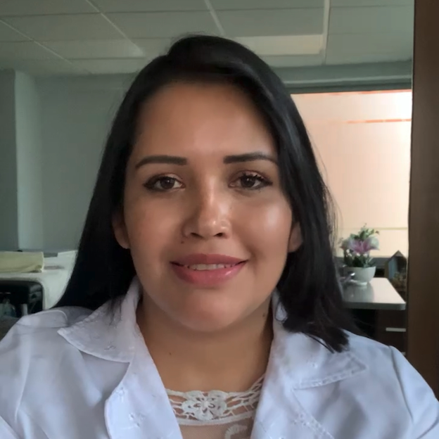 Dra. Roxana Lozano Llanos
